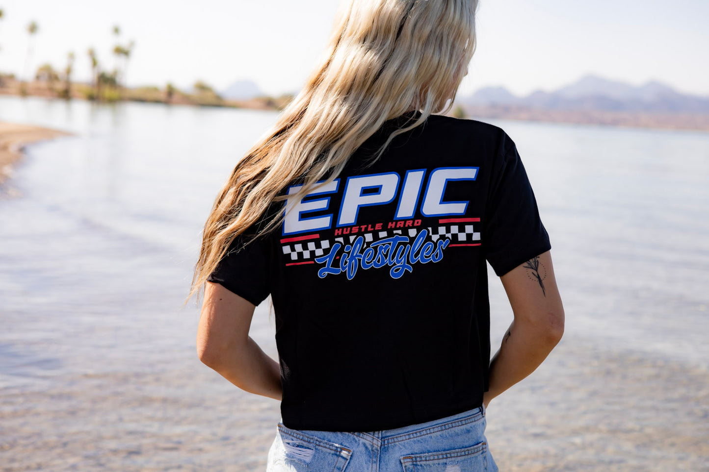Epic lifestyle RED WHITE BLUE CROPPED T-SHIRT