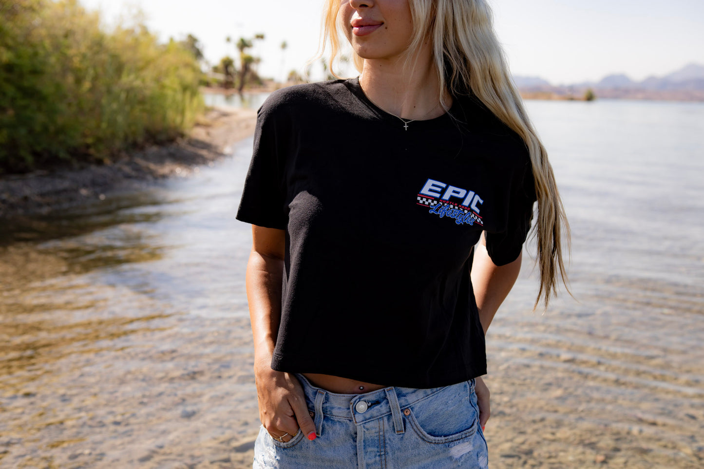 Epic lifestyle RED WHITE BLUE CROPPED T-SHIRT