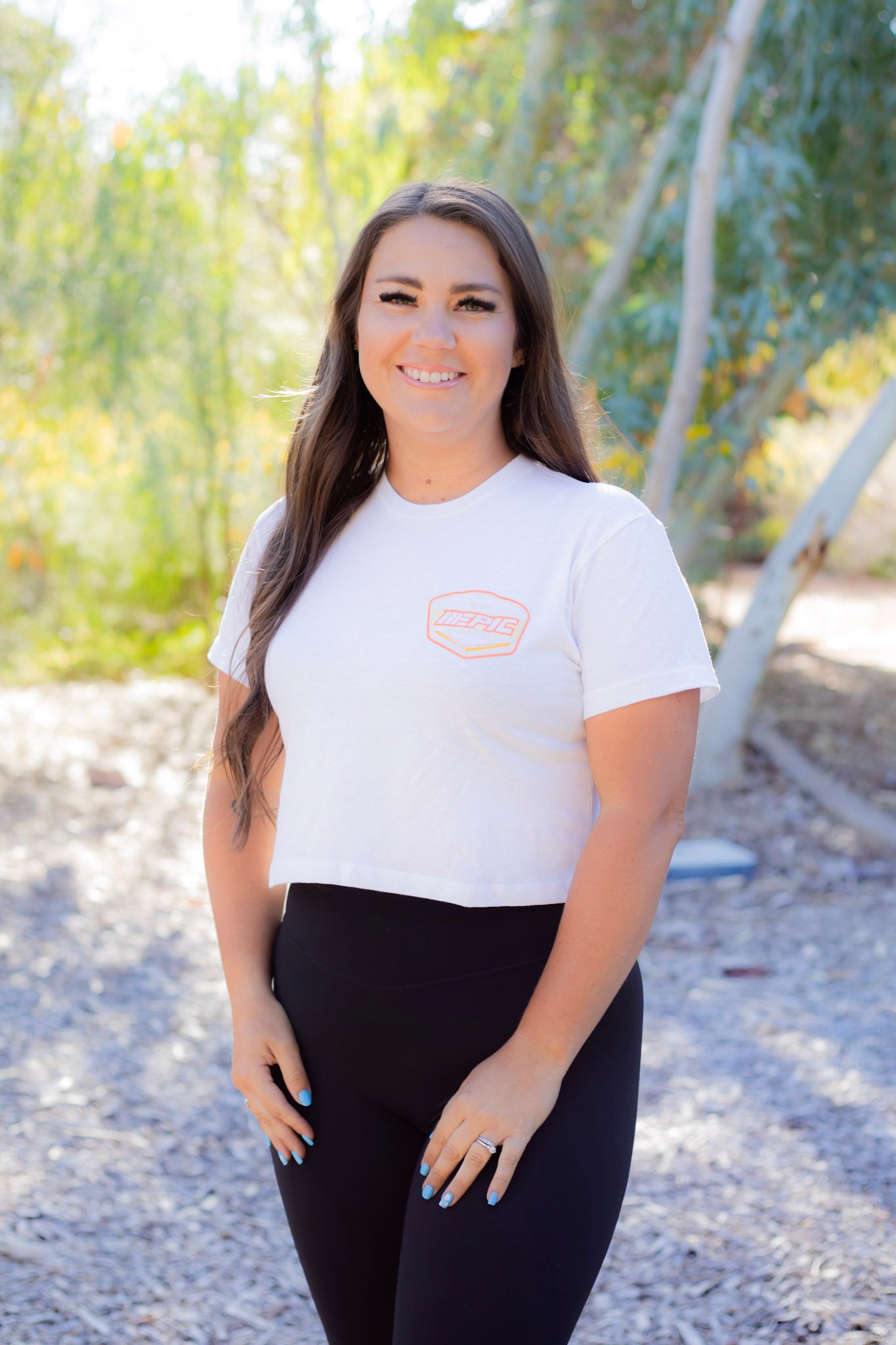 Epiclifestyles White cropped T-shirt