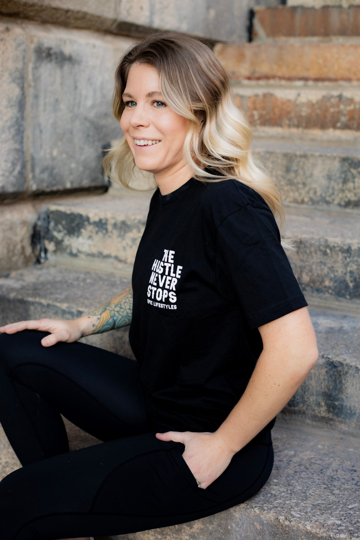 Epic Lifestyles Mens Lambo blue Black Skull ☠️ Hand T-shirt