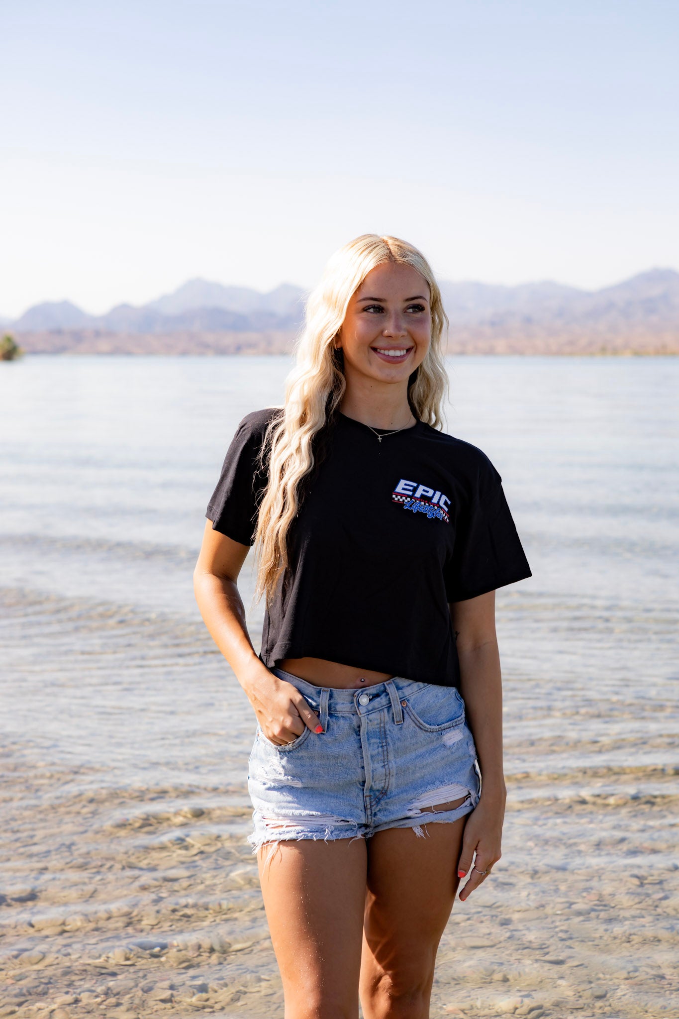 Epic lifestyle RED WHITE BLUE CROPPED T-SHIRT