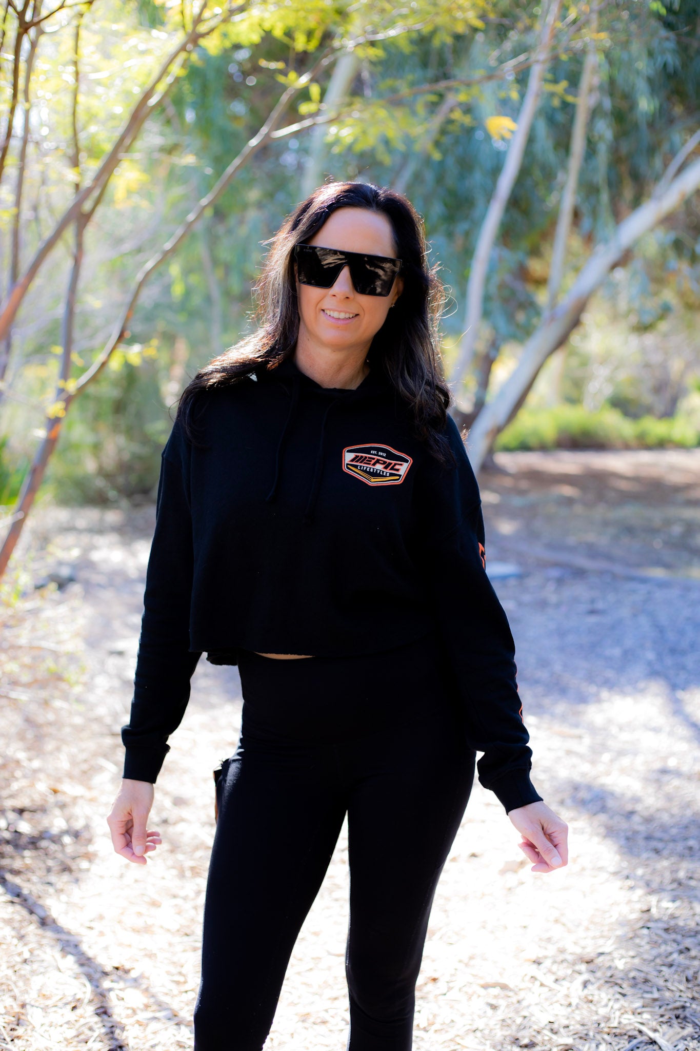 Epic lifestyle Black cropped pullover hoodie