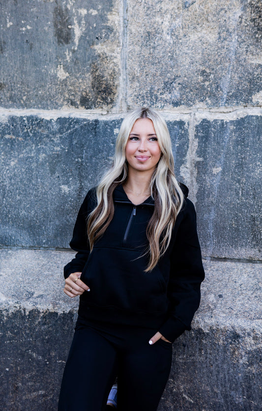 EPIC FIT WOMENS HALF- ZIP UP HOODIE SWEATER