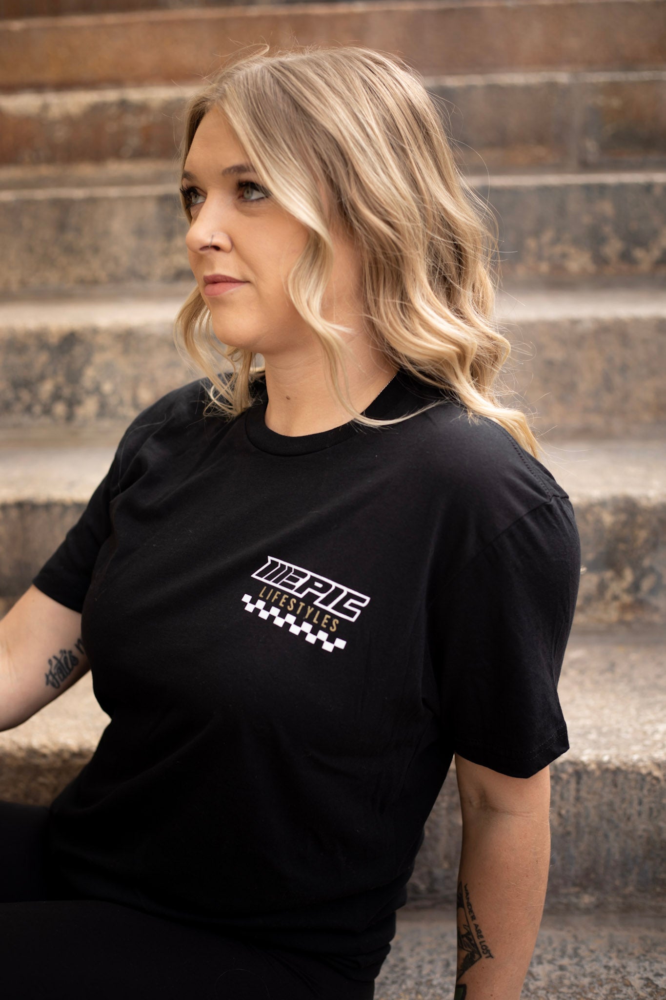 Epiclifestyles Black T-shirt New Gold checker Logo