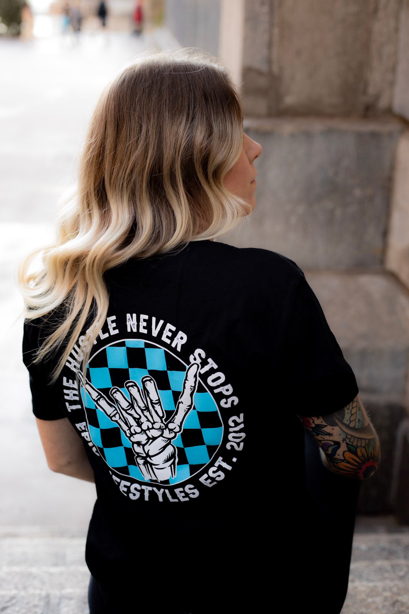 Epic Lifestyles Mens Lambo blue Black Skull ☠️ Hand T-shirt